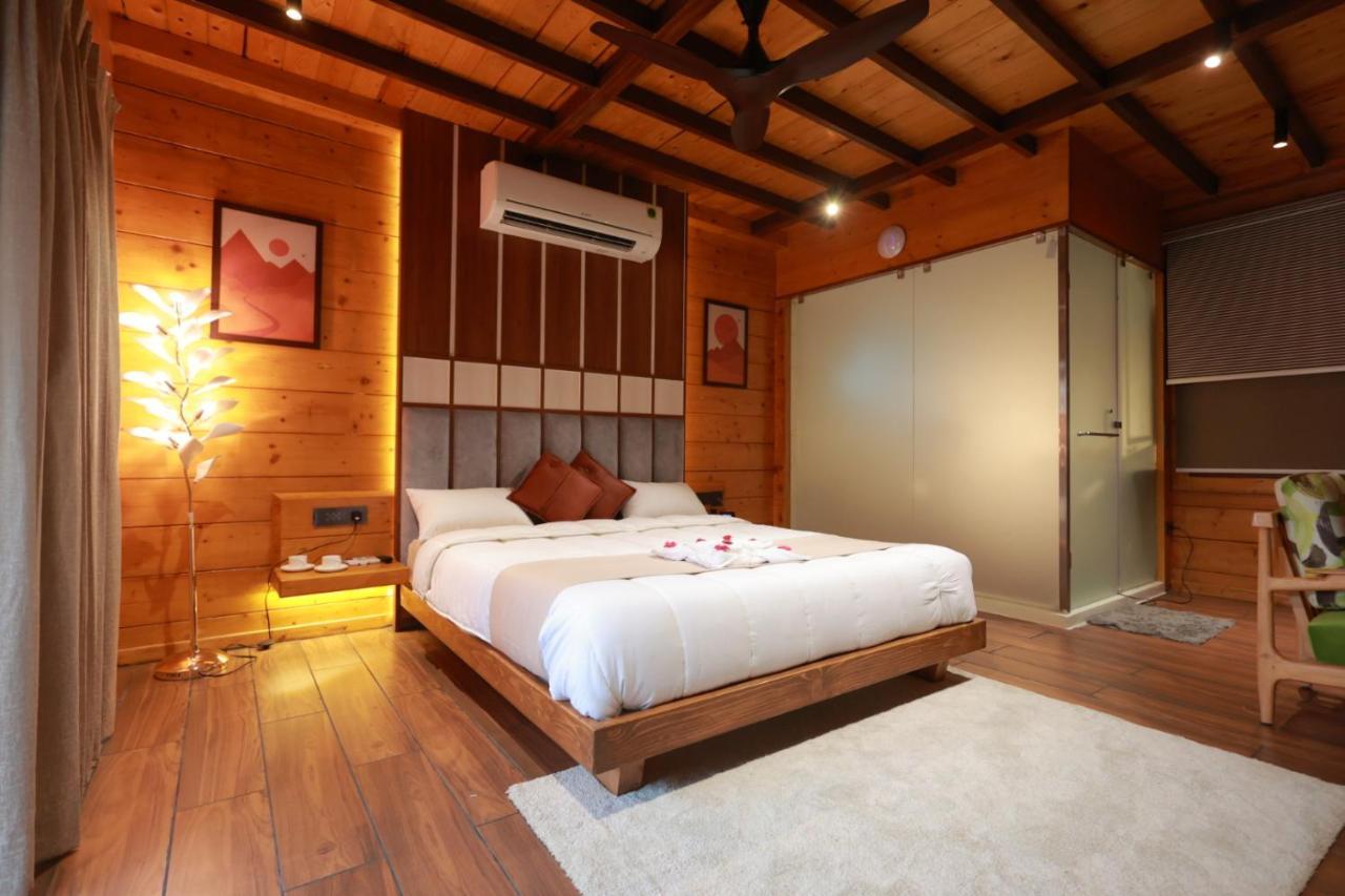 Wooden Ecr Sea Resort Pondicherry Eksteriør bilde